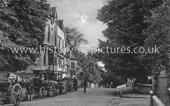 King's Head, Chigwell. Essex. c.1908.